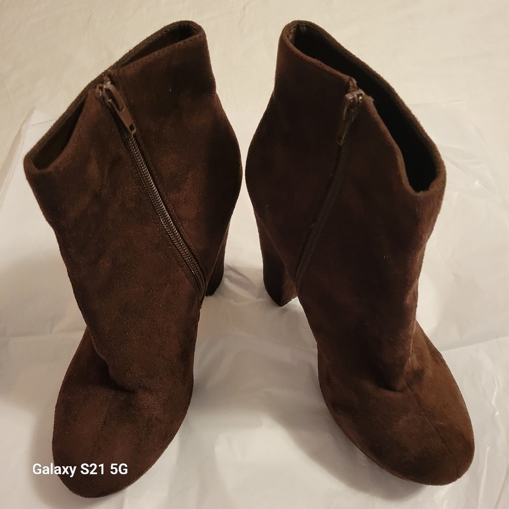 Forever 21|Platform Booties|Size 10|Dark Brown